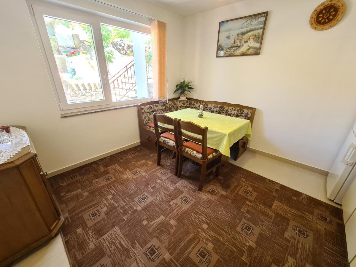 Apartment Cutul Salatic Luaran gambar
